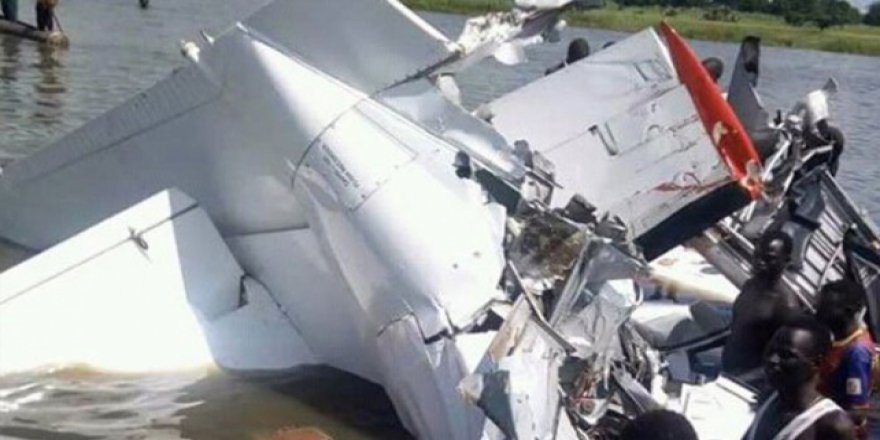 Sudan'da uçak düştü: 19 ölü