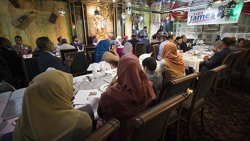 Amerikalı Müslümanlar siyasete yönelmek zorunda kaldı