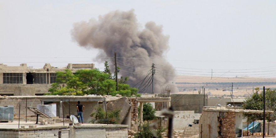 İdlib'te ilk haftadan 30 bin kişi göç etti