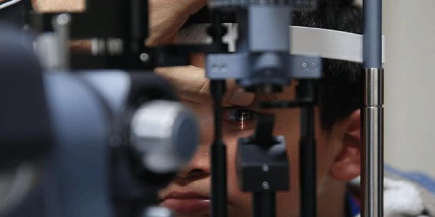 Uzmanlar uyarıyor: Okullar açılmadan göz doktoruna gidin
