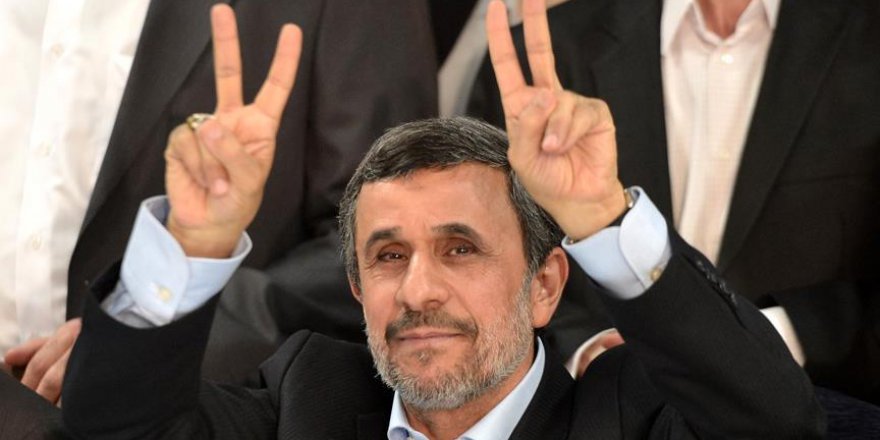 İran'da Ahmedinejad köşeye sıkıştırılıyor