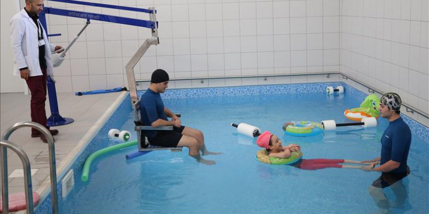 Beş yıldızlı otel konforunda fizik tedavi hizmeti