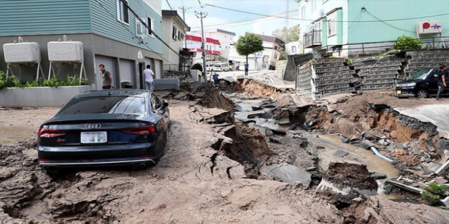 Japonya'da deprem nedeniyle milyon dolarlarca hasar oluştu