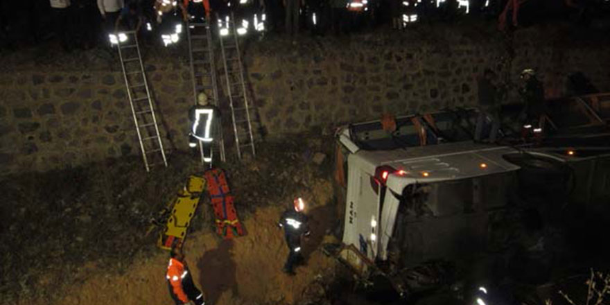 Afyon'daki otobüs kazasında acı tevafuk
