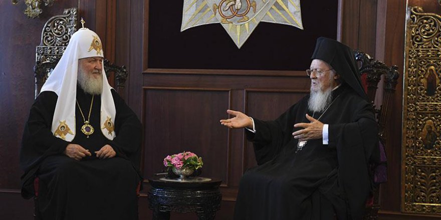 Ukrayna'nın talebi Rusya'daki ve Türkiye'deki Ortodoksları karşı karşıya getirdi