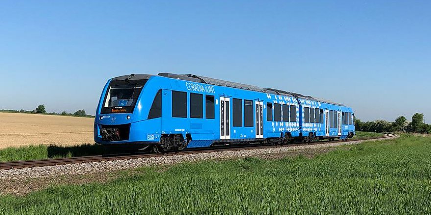 Dünyanın ilk hidrojen enerjili treni hizmete girdi