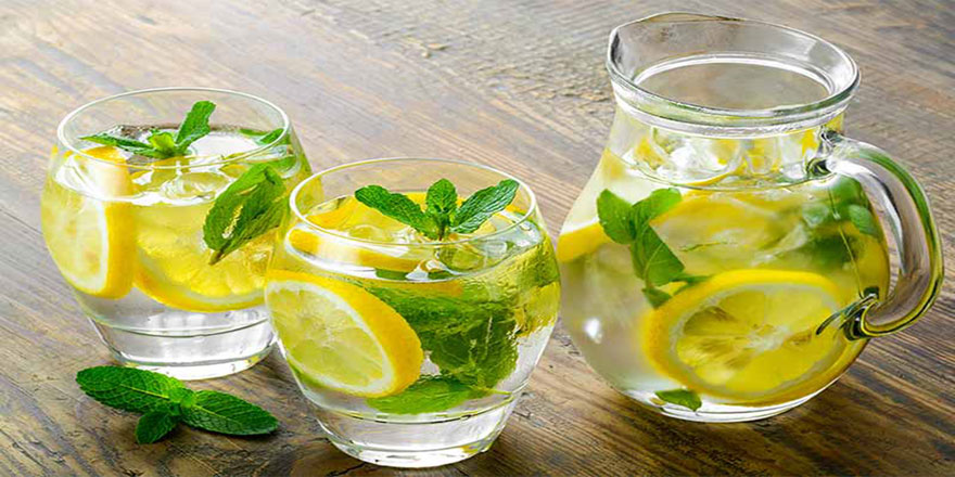 Limonlu su içince vücut sistemi değişiyor