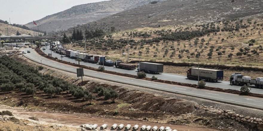 Cilvegözü Sınır Kapısı'ndan 8 ayda 70 bin tır geçti