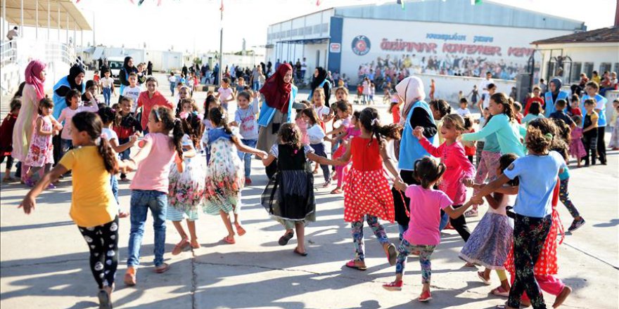 Savaş mağduru çocuklar için 'Sınırsız Şenlik'