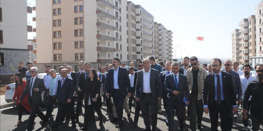 Silopi'de terörden zarar görenler 15 gün içinde yeni evlerinde
