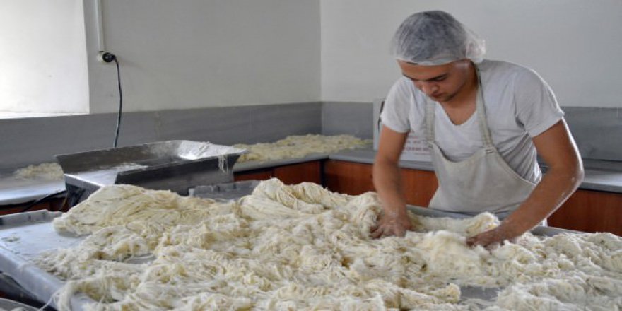 Çekme helva dünyaya açılıyor