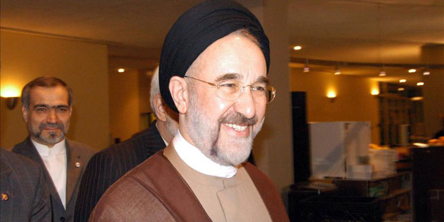 İranda reformistler seçimleri boykot etmeyi tartışıyor