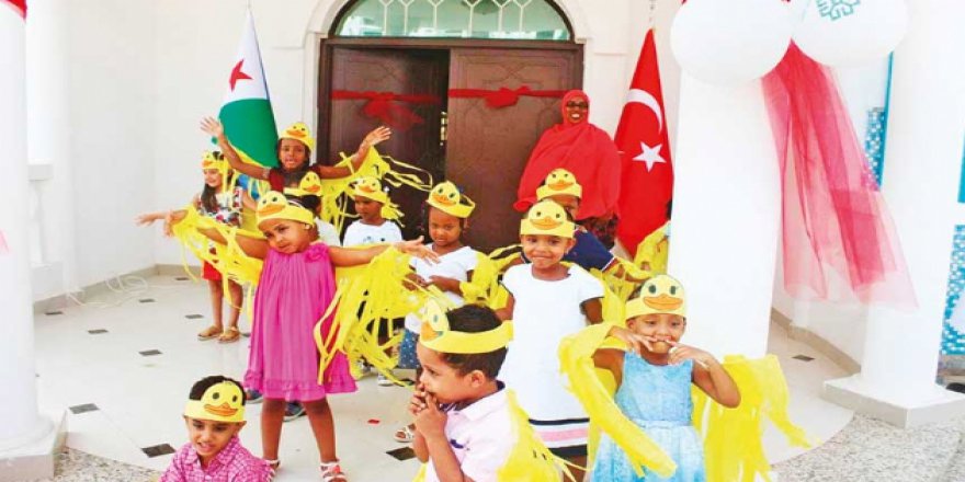Cibuti'deki Maarif Vakfı okulları ders başı yaptı