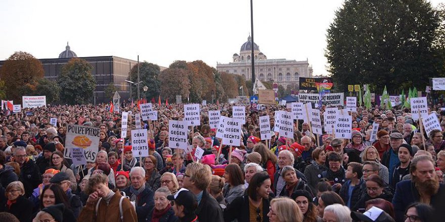 20 bin kişi Irkçı partileri istemedi