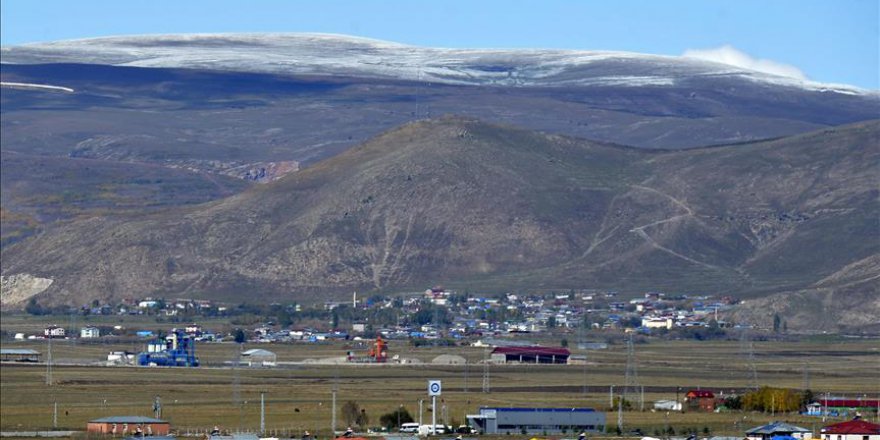 Ardahan'da mevsimin ilk karı yağdırıldı