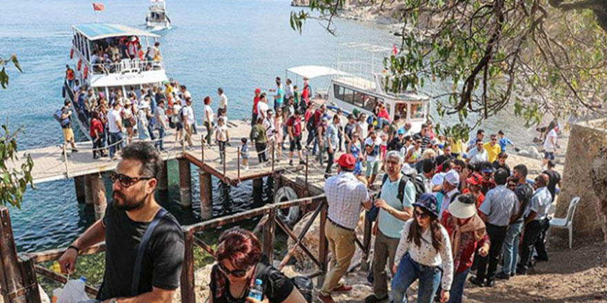 'Türkiye 45 milyon turist seviyesine ulaşacak'