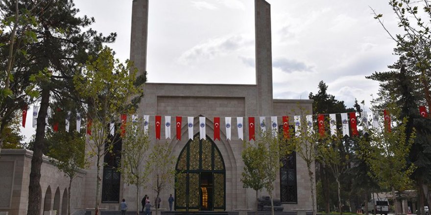 Hulusi Akar'ın yaptırdığı cami açılacak