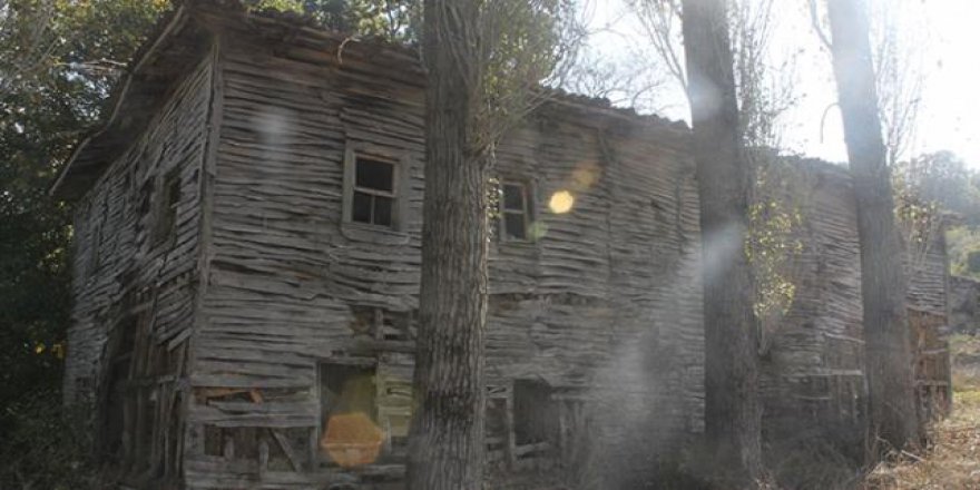 Şeytanköy haritadan silindi, camisi dimdik ayakta