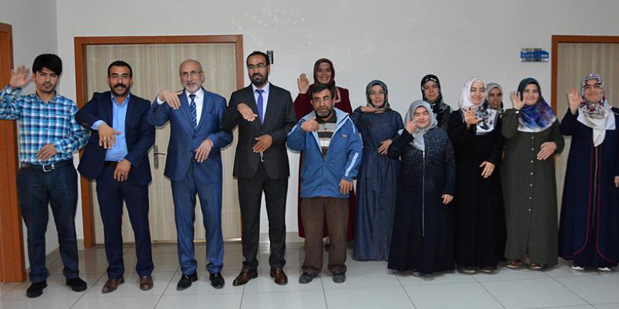 Kırşehir'deki camilerde işaret dili dönemi