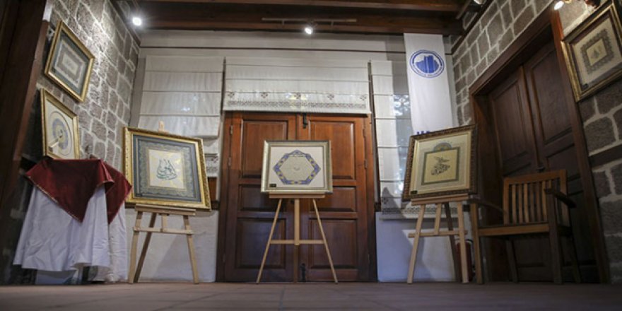 Ankara Hamamönü'nde Tezhip Sergisi açıldı