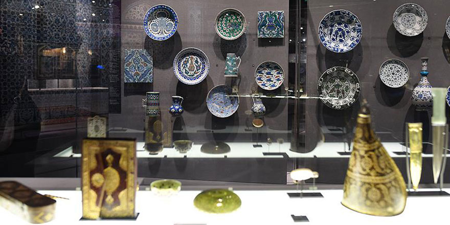 Dünyanın en büyük koleksiyonlarından İslam Sanat Eserleri Louvre'da sergileniyor