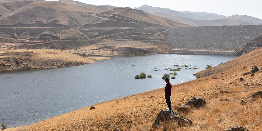 Yüksekova'nın 23 yıllık su sorunu çözüme kavuşuyor