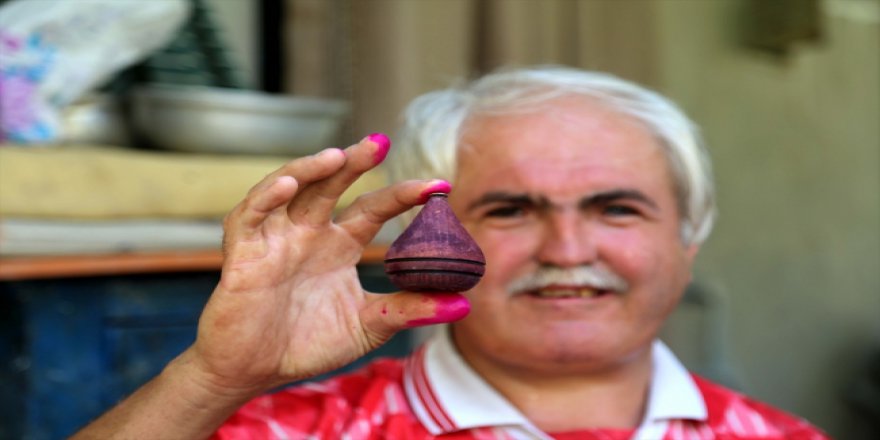 Afrinli çocuklar için 15 yıl sonra köyünden ayrıldı