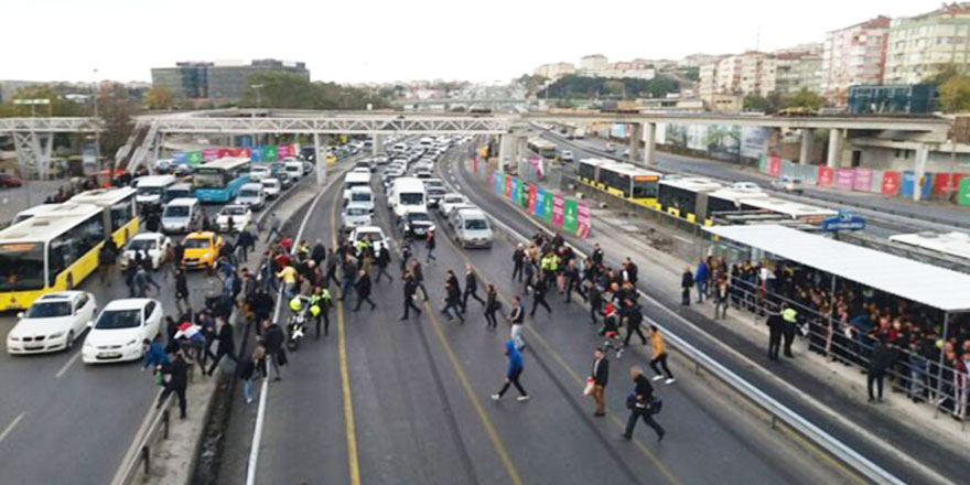 Trafik cezaları artıyor: Yayayı gören araba durmak zorunda