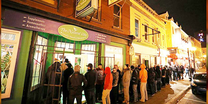 Kanada çürüyor: Kuyruklar uzadı, esrar stokları iki günde tükendi