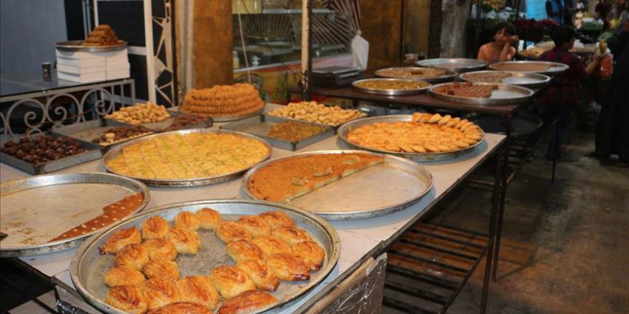 Halep'in tatlıcıları tüm zorluklara rağmen ayakta kalmaya çalışıyor