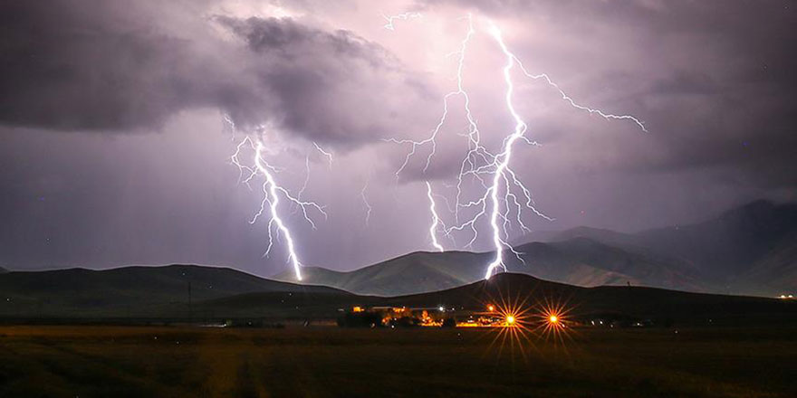 Meteorolojiden 11 il için sağanak ve fırtına uyarısı
