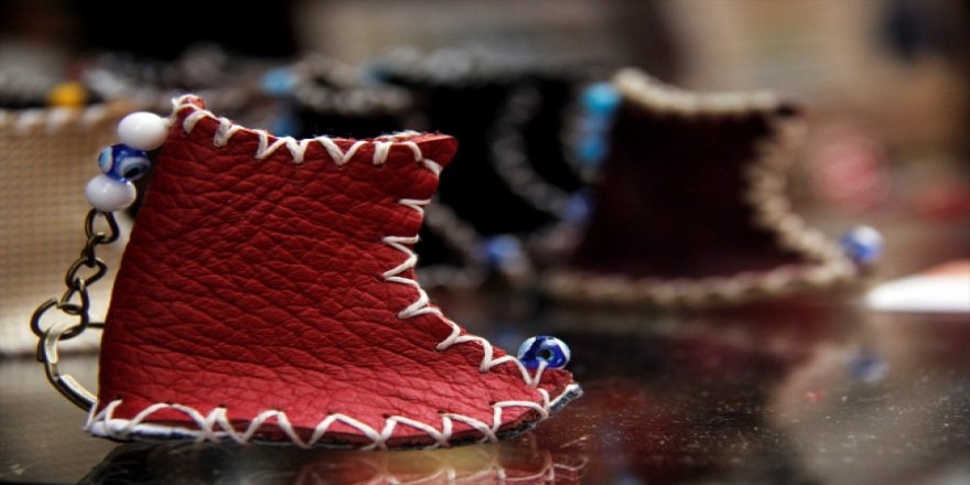 Kanada ve Almanya müzelerinde Osmanlı çarığı sergiletiyor