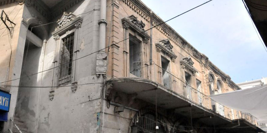 Belediye Bediüzzaman Müzesi önündeki engeli açıkladı