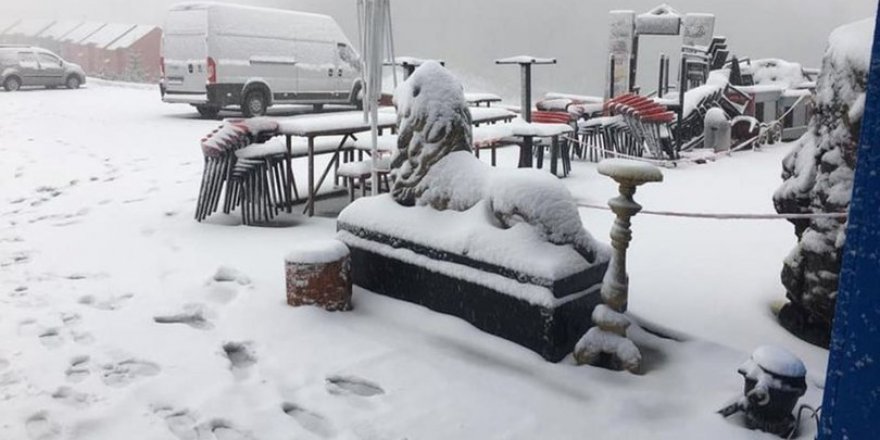 Marmara Bölgesi'ne yılın ilk karı yağdırıldı