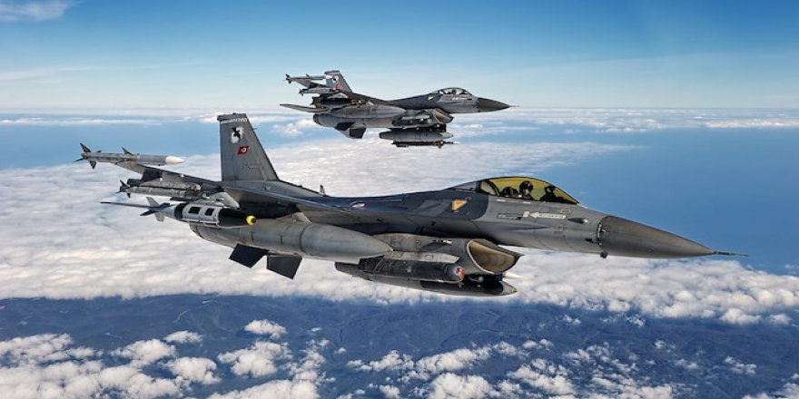 Irak'ın kuzeyine hava harekatı