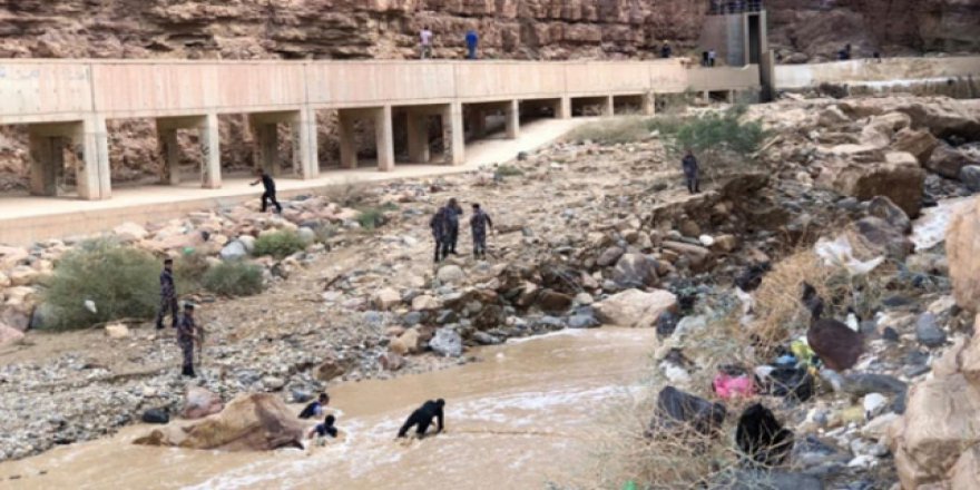 Ürdün'de iki bakandan şok istifa kararı