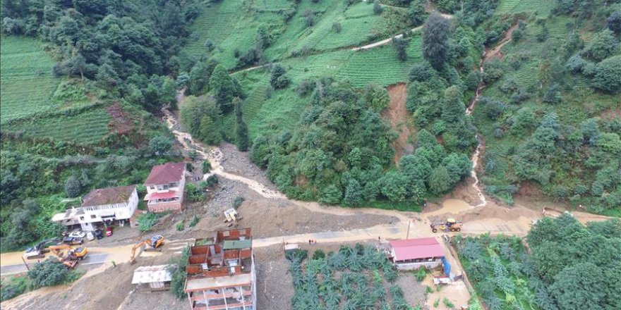 Afetlerden zarar gören Rize'ye maddi destek