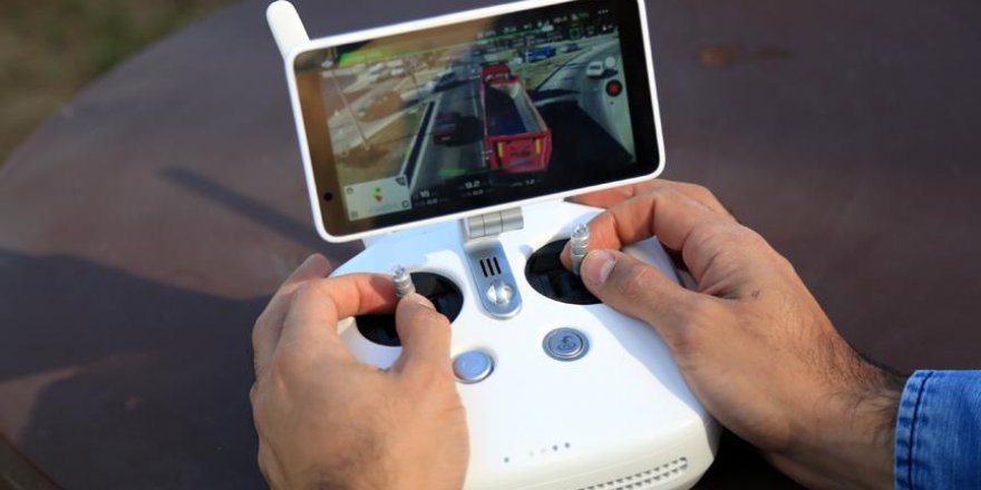 Muğla'da trafiği drone denetliyor