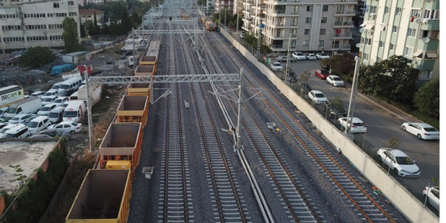 Banliyö treni için son 2 ay