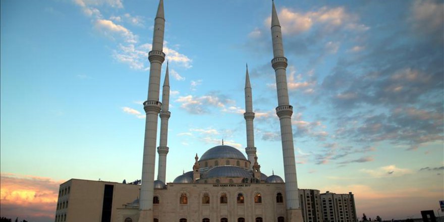 Camilerin estetiği nahit taşıyla korunacak