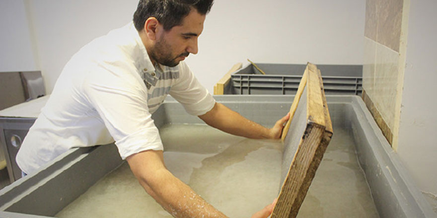 Zam gelince kendi kağıdını üretmeye başladı