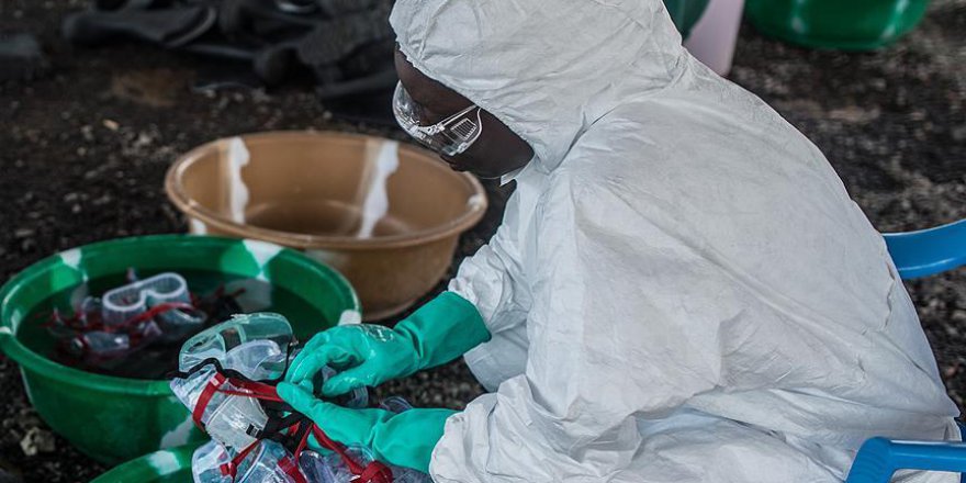 Uganda'dan 'ebola'ya karşı önlem