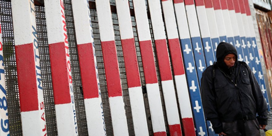 ABD Meksika sınırına görülmemiş sayıda asker yığdı