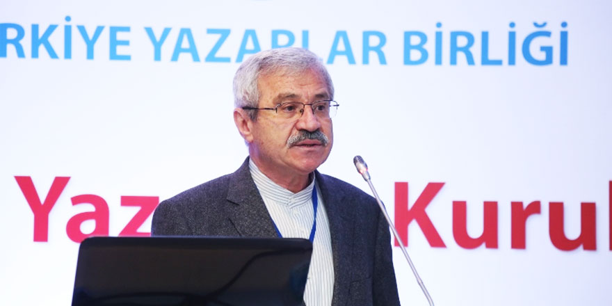 Andımız ideolojik bir yemin, Atatürk’ü ilahlaştırıyor