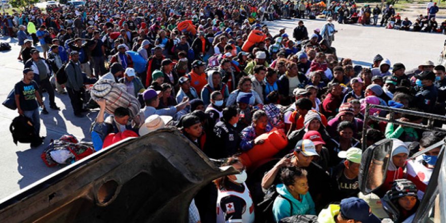 ABD'yi korkutan göçmen akınında ilk grup ulaştı