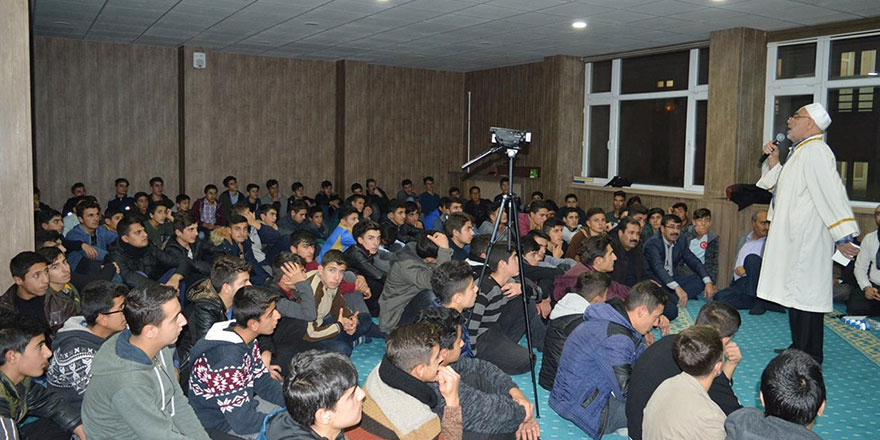 Said-i Nursi Anadolu İmam Hatip Lisesi öğrencileri Mevlid-i Nebi etkinliği düzenledi