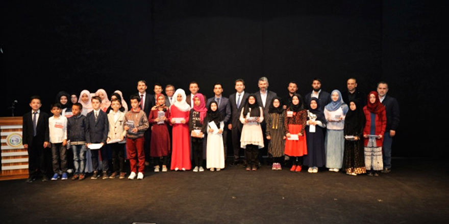 40 Hadis ezberleme yarışması düzenlendi