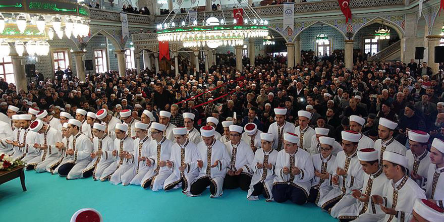 46 öğrenci hafızlık beratını aldı