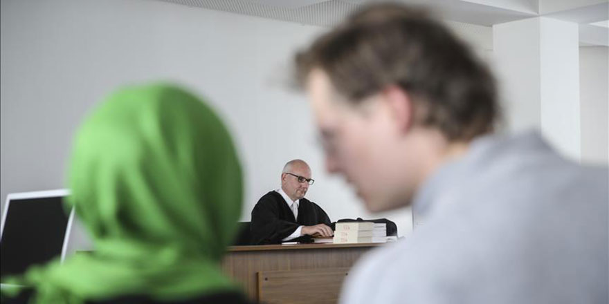 Belçika kamu kurumlarında başörtüsüne izin vermeye hazırlanıyor