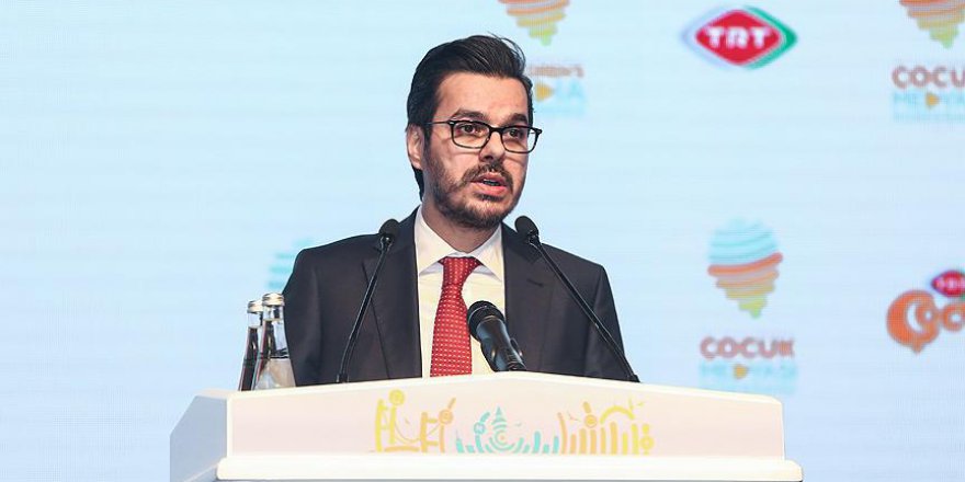 TRT Müdürü uyardı: 'Çocukları sosyal medyada kaybetmeyin'